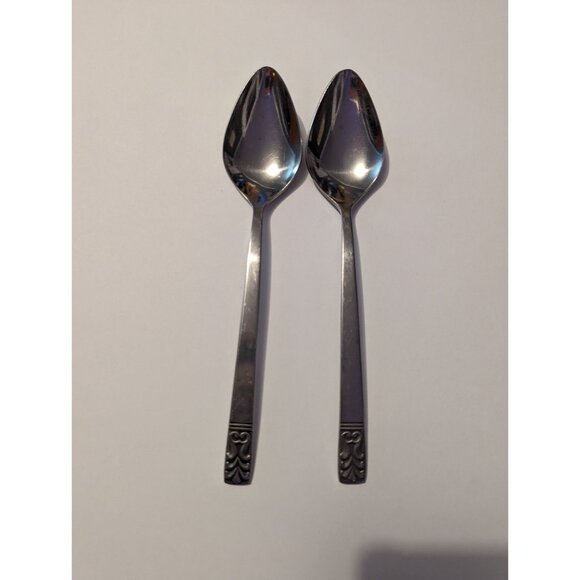 VTG CARLYLE Hong Kong stainless cameo pattern lot 2 tablespoons replacement - Picture 2 of 9